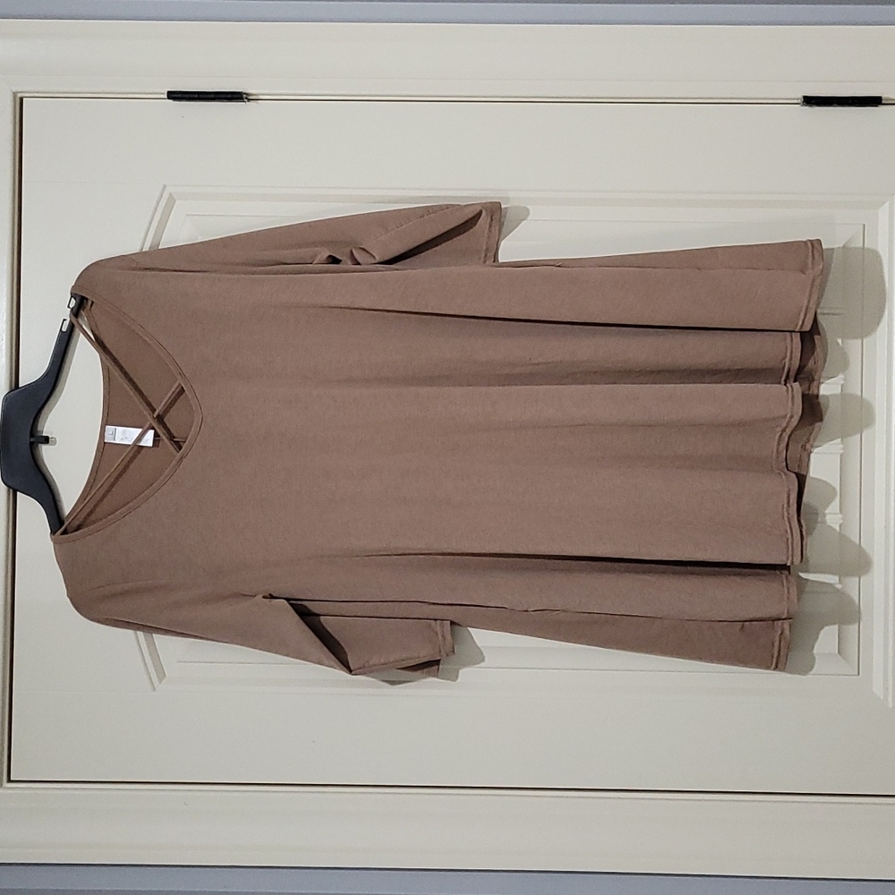 Tan/Mocha Lightweight Long Ladies Top/Tunic Size Large